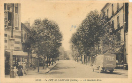 CPA 93 Seine Saint Denis > Le Pre Saint Gervais  - La Grande Rue Etat : Petit Manque Coin Sup. Droit - Le Pre Saint Gervais