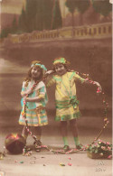 ENFANTS - Fantaisie - Petites Filles Avec Un Cerceau - Carte Postale Ancienne - Altri & Non Classificati