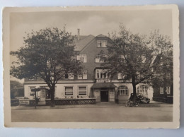 Oberhof In Thüringen, Hotel Kurhaus Schweizerhof, Altes Auto+Motorrad, 1940 - Oberhof