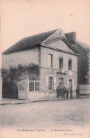 Le Mesle Sur Sarthe - L'Hotel De Ville - CPA°J - Le Mêle-sur-Sarthe