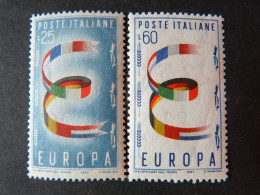 ITALIA Repubblica -1957- "EUROPA" Cpl. 2 Val. Fil. 2° Tipo 65° S Varietà MNH** (descrizione) - Varietà E Curiosità