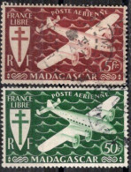 MADAGASCAR Timbres-poste Aérienne N°57 & 60 Oblitérés TB Cote : 2€25 - Airmail