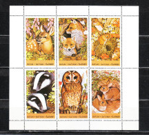 1995  -  Batum.  Conigli, Volpe, Opossum, Cerbiatto, Barbagianni. Rabbits, Fox, Possum, Fawn, Barn Owl. MNH - Conejos