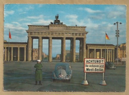 DE.- DUITSLAND. BERLIN. BERLIJN. BRANDENBURGER TOR. 1961. - Brandenburger Deur