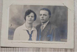 Photographie D'un Couple - Max Liège - Dim : 9/13 Cm - Personnes Anonymes