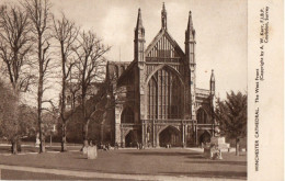 WINCHESTER CATHEDRAL - THE WEST FRONT - Winchester