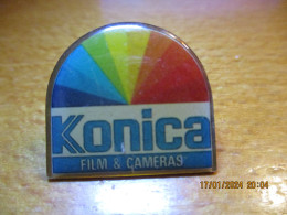 Lot 03 -- Pin's Konica Film Et Cameras -- Dernier Vendu 02 / 2011 !!! - Fotografie