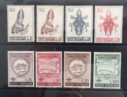 POSTE VATICAN, COLLECTION, LOT 10 - Collections