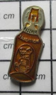 1518A Pin's Pins / Beau Et Rare / BIERES / BVOUTEILLE DE BIERE FISCHER TRADITION - Beer