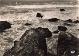 FRANCE - Trouville - Reine Des Plages - Effets De Vagues Aux Roches Noires - Carte Postale - Trouville