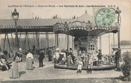 Cours La Reine , Paris 8ème * Les Fêtes De L'enfants , Les Chevaux De Bois , Les Balançoires * Manège Carrousel Foraine - District 08