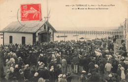 La Turballe * La Place Du Port Et La Maison Du Bateau De Sauvetage * Abri Canot Sauveteurs Lifeguards * Villageois - La Turballe