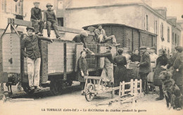 La Turballe * Gare Train Ligne Chemin De Fer , La Distribution Du Charbon Pendant La Guerre * Wagons * Villageois - La Turballe