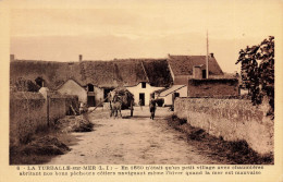 La Turballe * Petit Village Avec Chaumières Abritant Pêcheurs * Attelage Ferme * Villageois - La Turballe