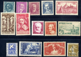 ** 1933-35, Postfrisches Lot, Darunter Persönlichkeiten 1933, Friedenstaube 1934, Landschaften Und Bauwerke 1935, Franzö - Autres & Non Classés