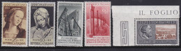 Italy   .  Y&T   .     5 Stamps     .    **         .   MNH - 1946-60: Nieuw/plakker