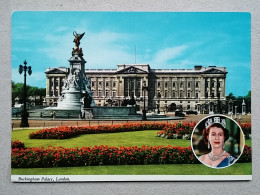 KOV 540-13 - LONDON, England,  - Buckingham Palace