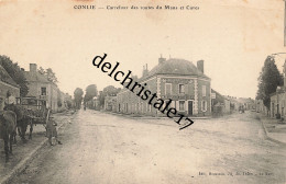 CPA 72 0017 CONLIE - Carrefour Des Routes Du Mans Et Cures - Animée Attelages & Commerces - Non Circulée - Conlie