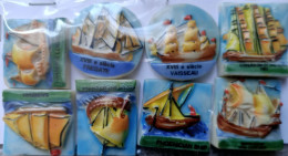 8 Feves Bateaux Anciens, Voilier, Frégate, Vaisseau, Hanseatic League Ship, Phoenician, Battle Ship 17th Century - History