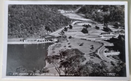 Carte Postale Non Circulée - BRASIL, Petrópilis, Est. Do Rio - Hotel Quitandinha - Jardim E Lago - Hotels & Restaurants