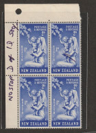 New Zealand SG 699a Variety Norse And Child  Mint MNH Block Of 4 Good Condition (sh11) - Ongebruikt