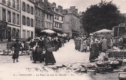 Delcampe - TREGUIER-la Place Un Jour De Marché - Tréguier