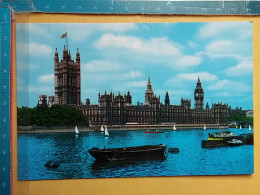 KOV 540-16 - LONDON, England, Ship, Navire - Houses Of Parliament