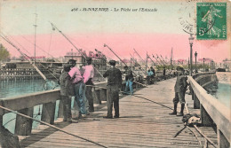 FRANCE -  Saint Nazaire - La Pêche Sur L'estacade - Carte Postale Ancienne - Saint Nazaire