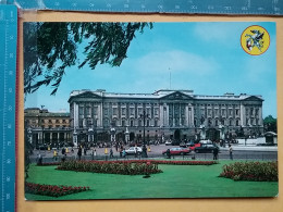 KOV 540-19 - LONDON, England, - Buckingham Palace