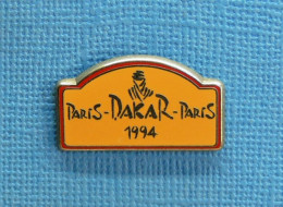 1 PIN'S /  ** RALLYE RAID / PARIS-DAKAR-PARIS / 1994 ** . (Starpin's '94) - Rallye