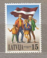 LATVIA 1999 Joint Issue Baltic Way Flag MNH(**) Mi 506 #Lv132 - Joint Issues