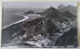 Carta Postale Non Circulée - Brasil - RIO DE JANEIRO - Vista Panorãmica PRAIA VERMELHA E COPACABANA - Copacabana