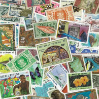 Collection De Timbres Wallis Et Futuna Oblitérés 200 Timbres Différents - Collections, Lots & Séries