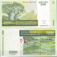 Madagascar - Pk N°  90 - Billet De Banque De 2000 ARYARY - Madagascar