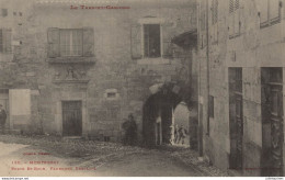 82 MONTPEZAT PORTE SAINT ROCH FAUBOURG DESPLATS CPA BON ETAT - Montpezat De Quercy