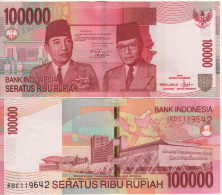 INDONESIA 100'000  Rupiah.  P146c  Dated 2004/07  (Achmed Sukarno And Mohammed Hatta + Parliament Building )  UNC - Indonesien
