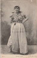 CARTE POSTALE THEME FOLKLORE COSTUME  CPA  FEMME ARABE - Kostums