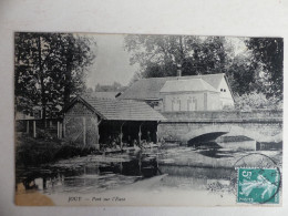 28 : Jouy  -Pont Sur L'Eure ( Lavandières ) - Jouy