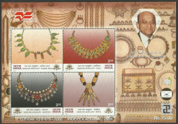 India Gems And Jewellery - D.N.Jatia  2000 Miniature Sheet Mint Good Condition Back Side Also (pms11) - Unused Stamps