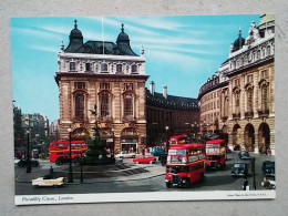 KOV 540-28 - LONDON, England, Bus, Autobus, Coca Cola - Piccadilly Circus