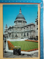 KOV 540-40 - LONDON, England,   - St. Paul's Cathedral