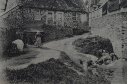 4-1037 Lavoir Lavandiere Washerwoman Waschfrau Lavandera Lavandeaia Wasvrouw Praczka LavadeiraSt Lopont  Hébert - Autres & Non Classés