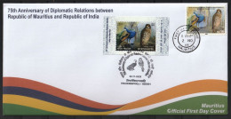 Mauritius And India 2023 Friendship Mixed FDC - Stamps And Cancellation Of Both Countries, Birds, Peacock, Kestrel, Inde - Gezamelijke Uitgaven