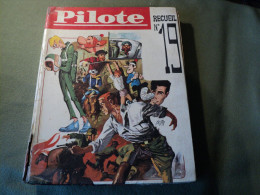 RECUEIL PILOTE N°19 DE 1964. 1° PLAT DE PARRAS PILOTORAMAS PRESENTS. REGROUPE DU N° 223 AU 232. AUTEURS / PUBS / BANDES - Pilote