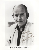 Julian Holloway Carry On Film Actor 10x8 Hand Signed Photo - Attori E Comici 