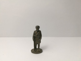 Kinder :  Britisch-Indien Um 1900 1978 - Gemeiner Soldat - B.I. 1906  - Messing - H46 -35 Mm - 4 - Metalen Beeldjes