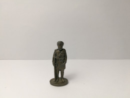 Kinder :  Britisch-Indien Um 1900 1978 - Gemeiner Soldat - B.I. 1906  - Messing - H46 -35 Mm - 4 - Figurillas En Metal