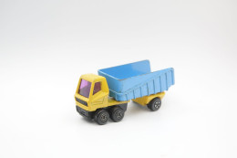 Matchbox Lesney MB50-B2 Articulated Dump Truck, Issued 1973, Scale : 1/64 - Lesney