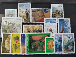 Andorre - Annee Complete 2003 N** , YV 575 à 590 - Unused Stamps