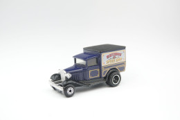 Matchbox Lesney MB38-E19 Model A Ford Van, Issued 1982, Scale : 1/64 - Lesney